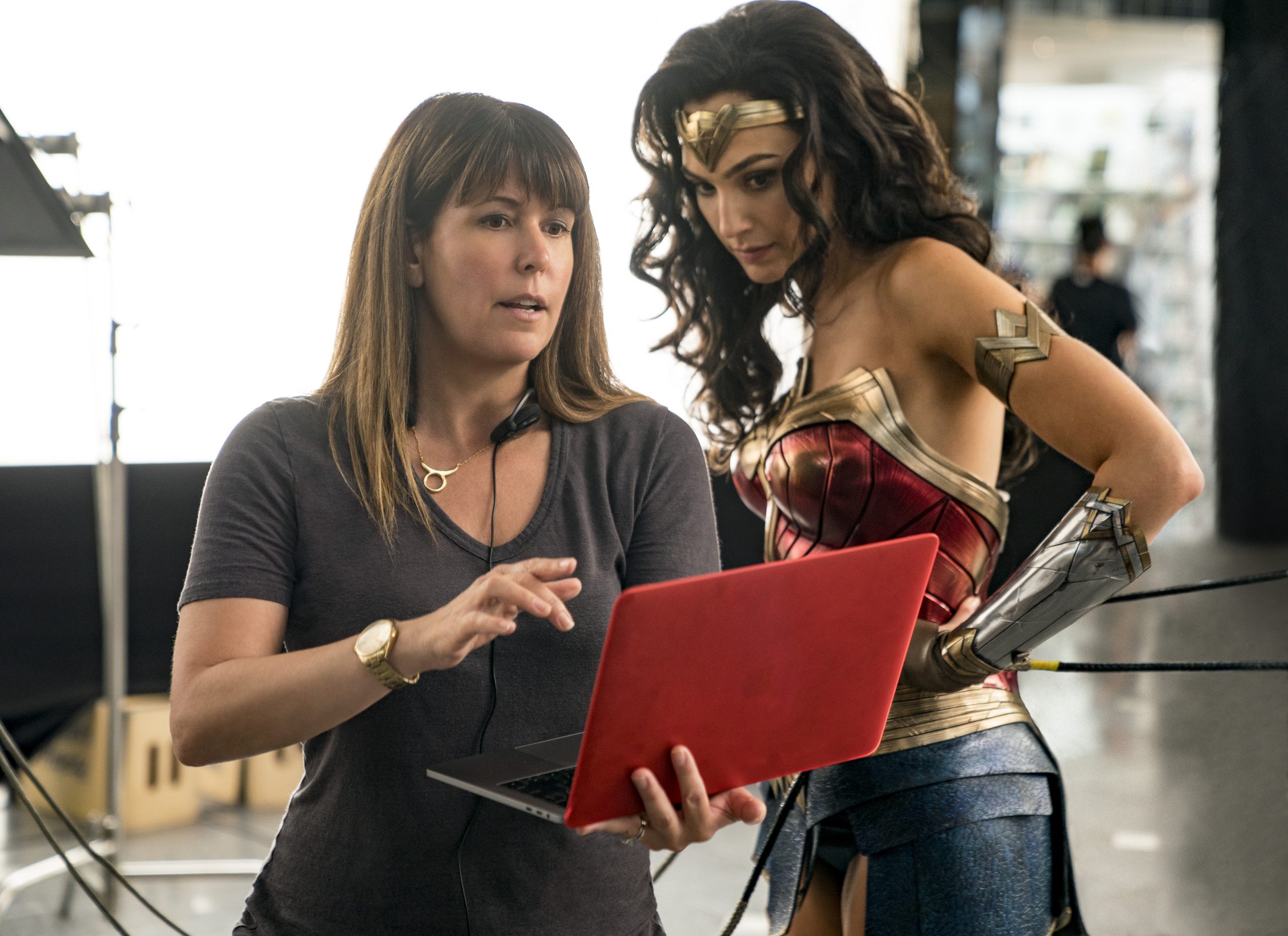 What If Wonder Woman 1984 Was Set In 2020? Patty Jenkins Weighs In