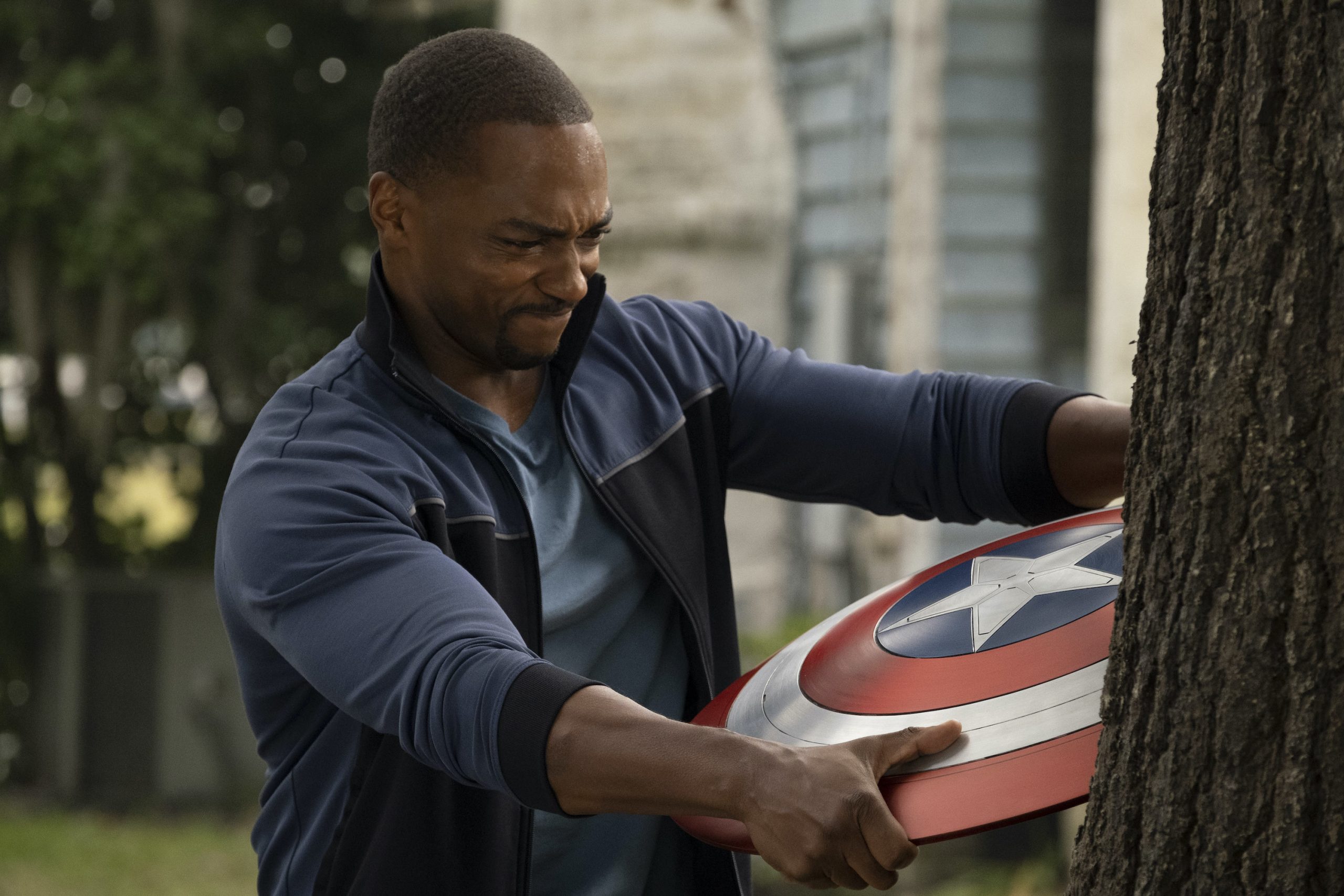 Anthony Mackie Shares His Fear About The Falcon And The Winter Soldier